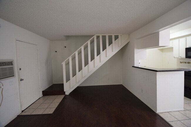 Photo - 5652 Colfax Ave Unit 03