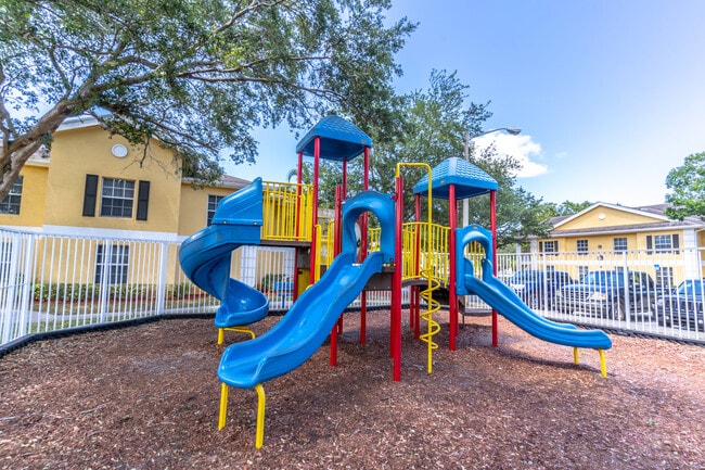 Live Oak Villas