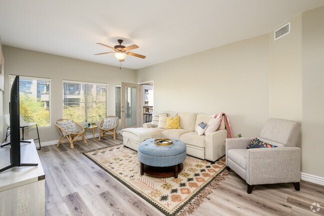 Building Photo - 5350 E Deer Valley Dr Rental