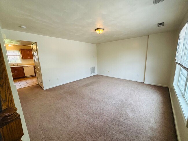 Photo - 3 Bedroom, 1.5 Bath Townhouse