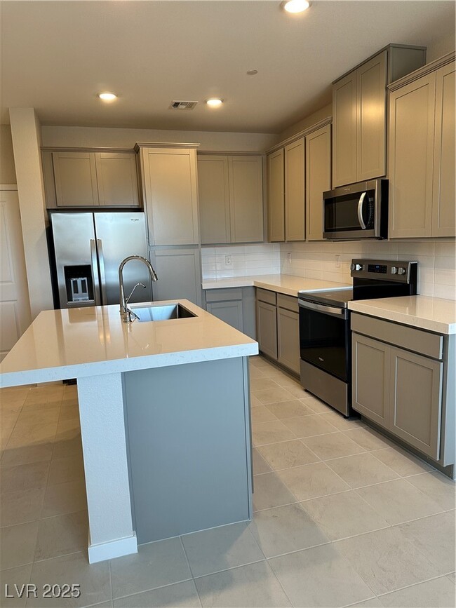 Photo - 860 Angwin Ln