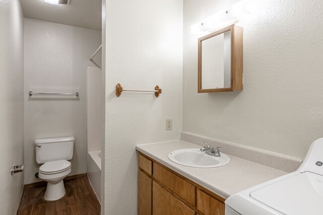 Cedar Creek Village Apartments and Townhomes