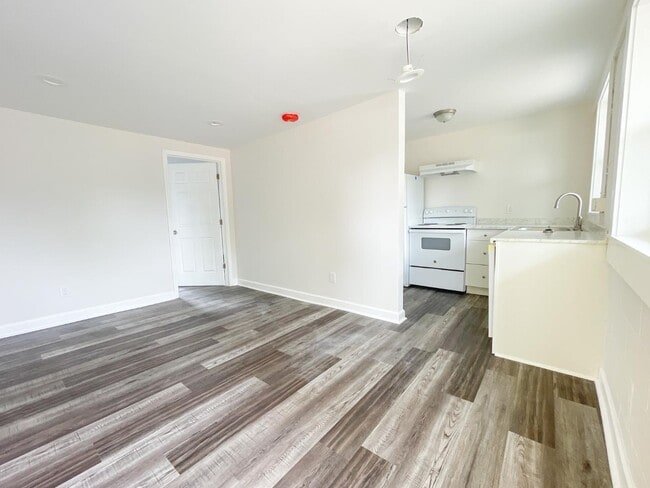 Photo - 3404 White Horse Rd Apartment