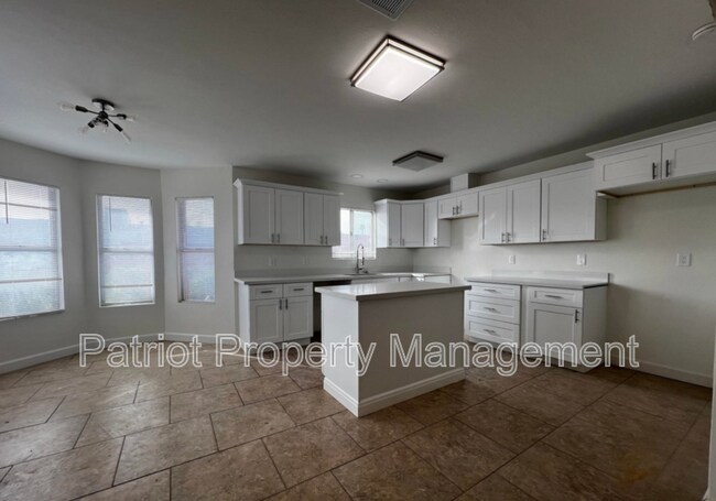 Photo - 3701 W Keim Dr