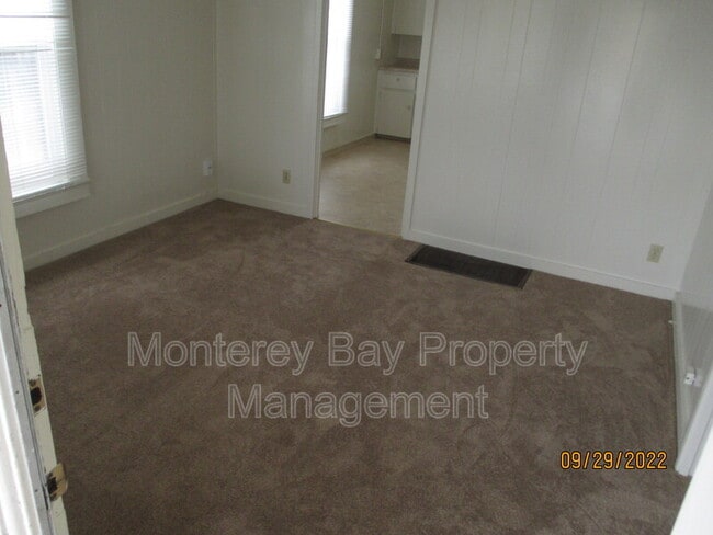 Photo - 391 Prescott Ave