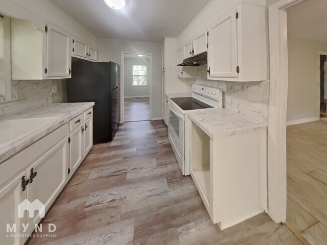 Photo - 5454 Faucett Rd