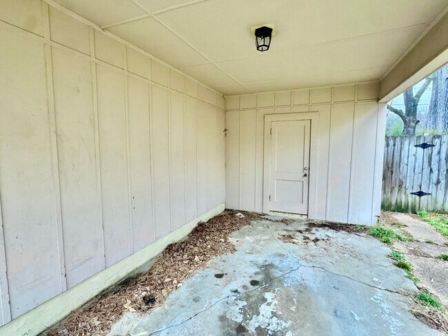 Photo - 3588 Hendricks Ave