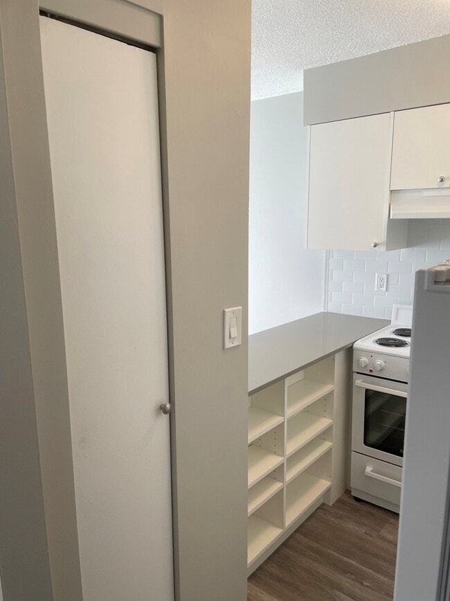 Photo - Regency Towers