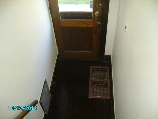 Building Photo - 3922 S Madison Ave