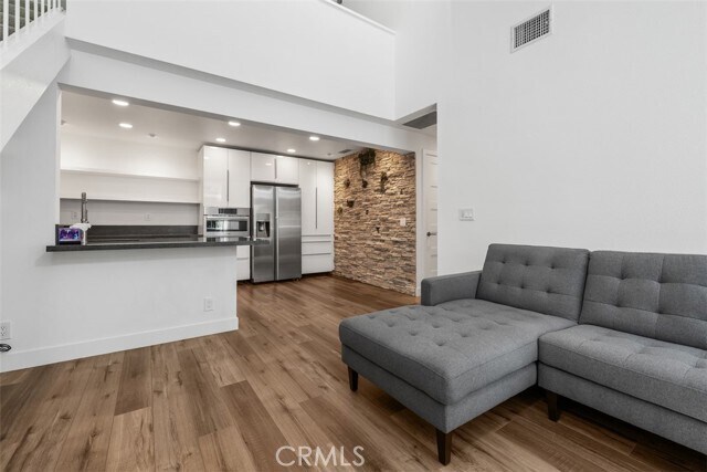 27286 Ryan Dr