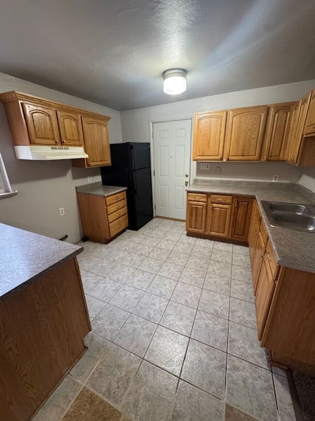 Photo - 3519 Abbott St