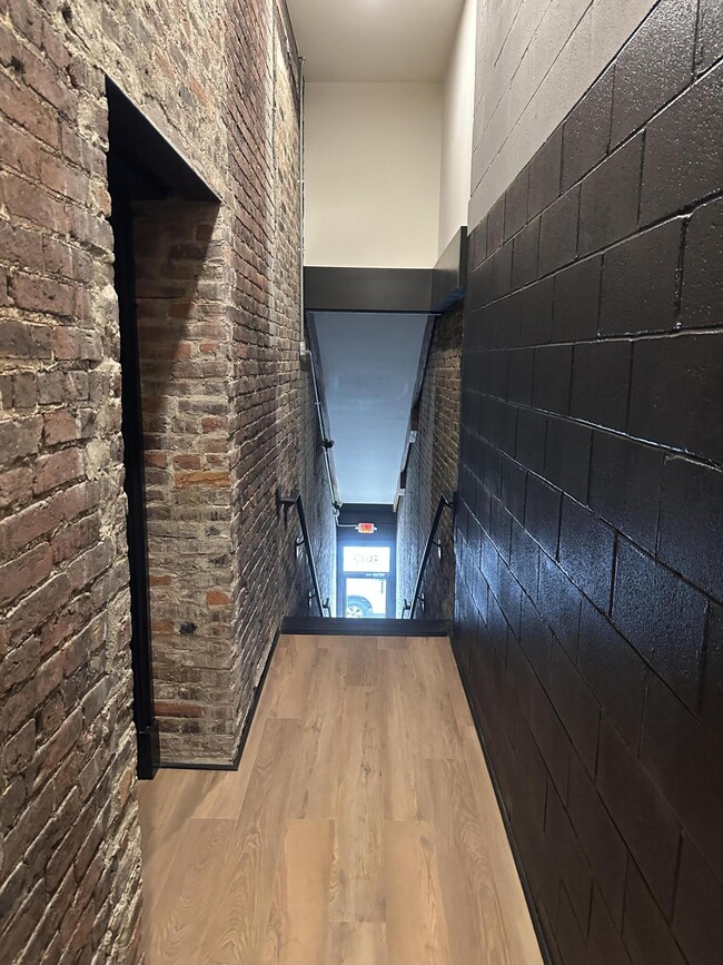 Photo - 307 W Main St Unit 3