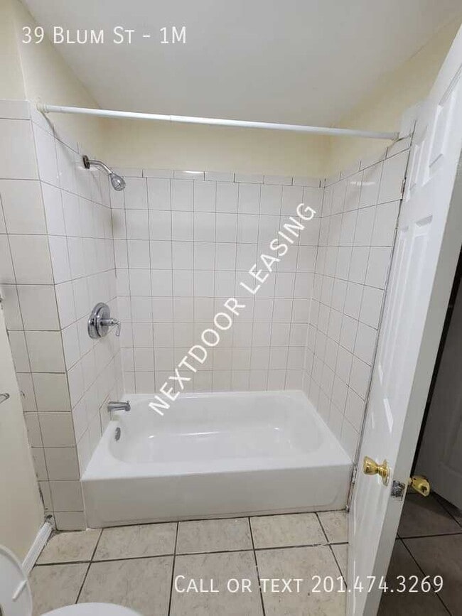 Photo - 39 Blum St Unit 1M