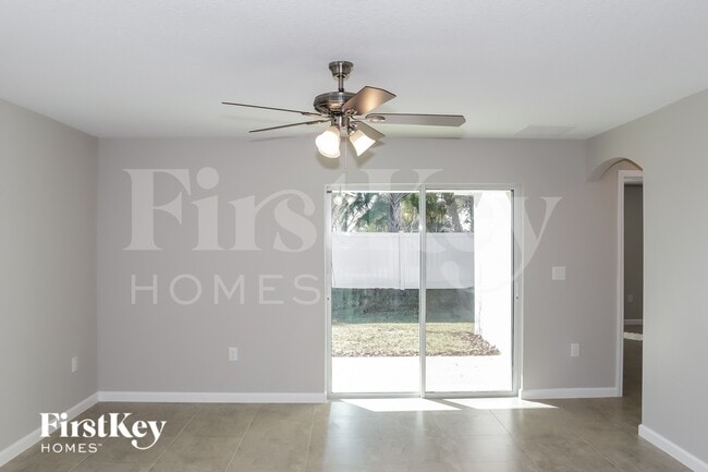 Photo - 445 Earhart Dr