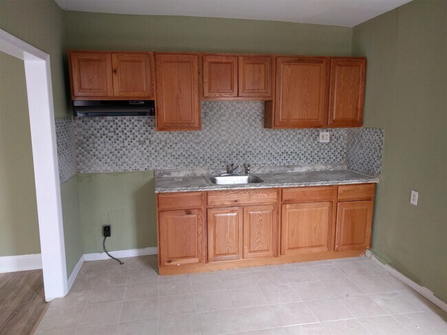 Photo - 5211 Rubicam St