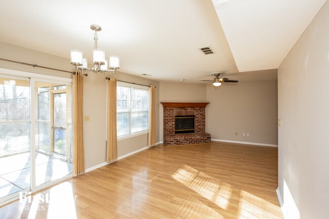 Photo - 896 Preakness Dr