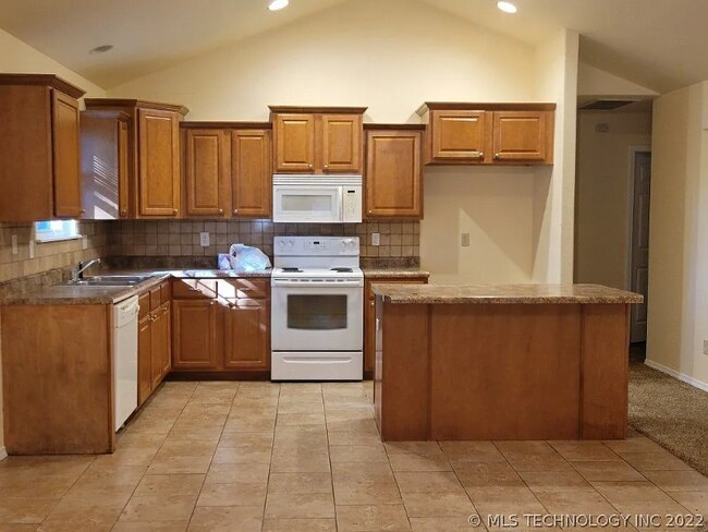 Photo - 2104 21st St N Unit B