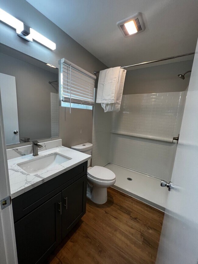 Photo - You cannot beat this price $1125.00 per ro...