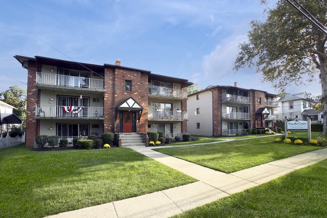 Photo - Priscilla Court Apartments