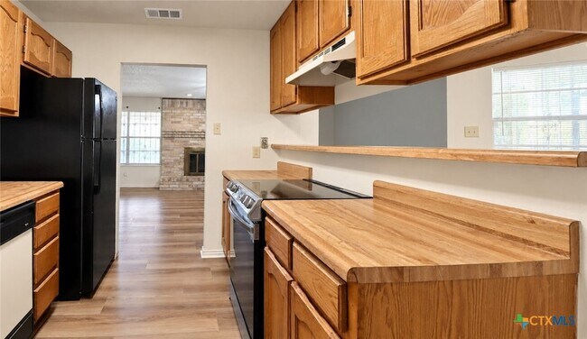 2018 Newton Dr