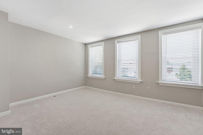 Photo - 1423 Duncan St NE