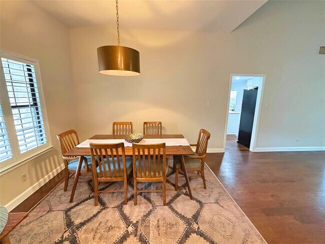 Photo - 9007 Spring Lake Dr