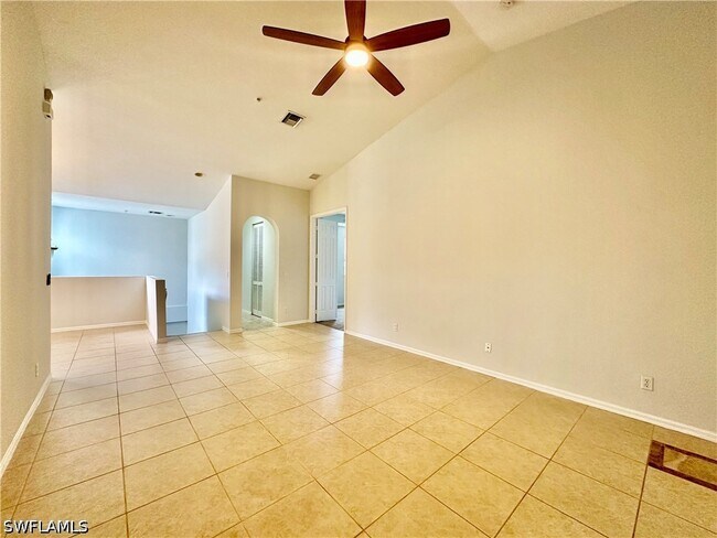 Photo - 1425 Mariposa Cir Unit 202