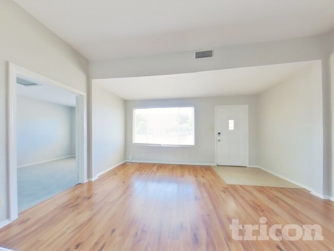 Photo - 107 Johnson Ave