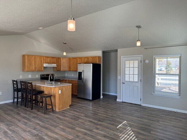 Photo - Spacious 3 Bed, 2 Bath in Lolo, MT!!