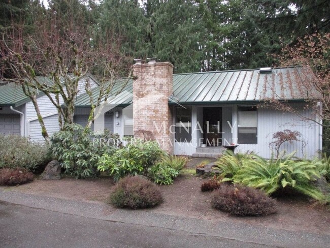Building Photo - Spacious 3 Bedroom, 2.75 Bathroom Condo in Gig Harbor