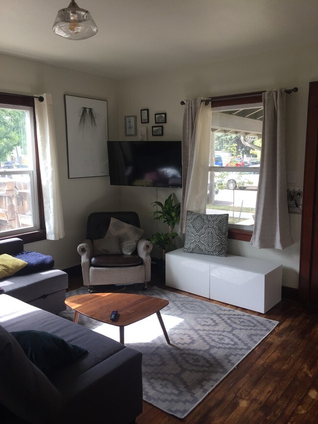 Photo - 628 Lowell Blvd