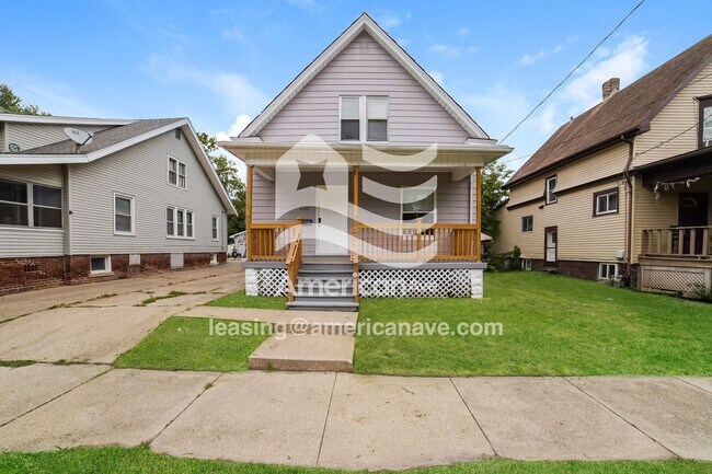 Photo - 2140 N Maryland Ave