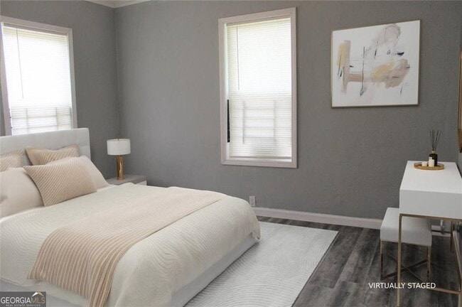 Photo - 962 Division St NW