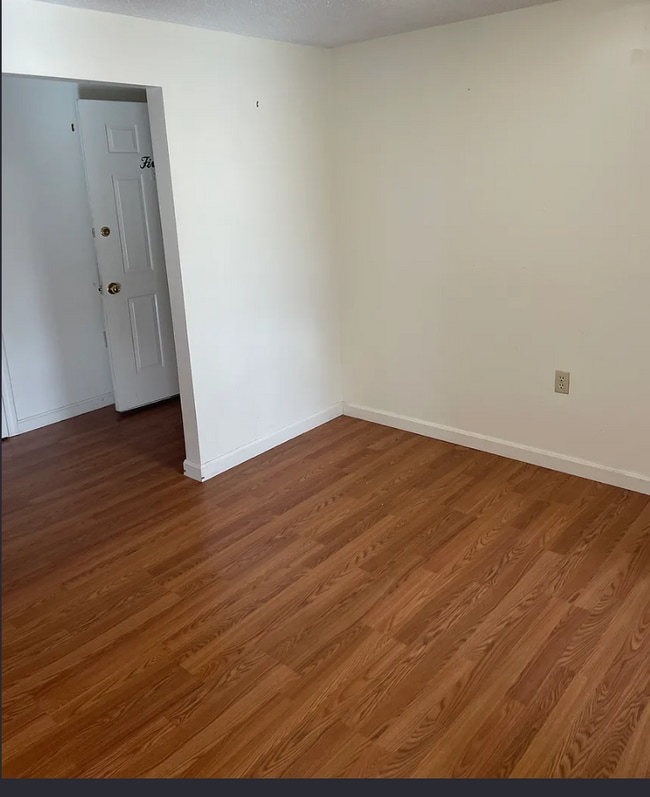 Photo - 826 State St Unit 826