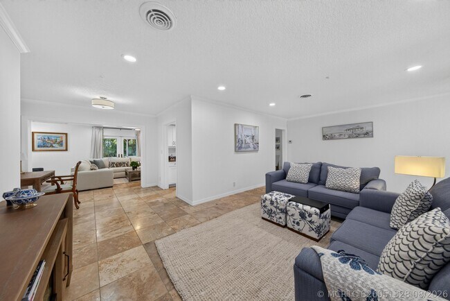 Photo - 4431 NE 28th Ave