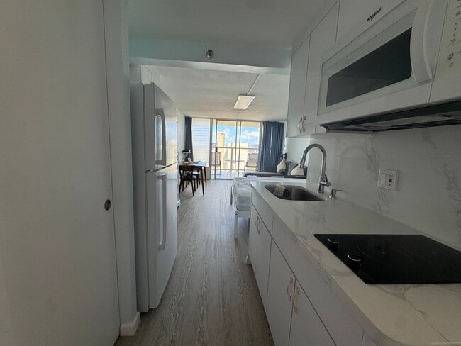 Building Photo - 445 Seaside Ave Unit 3508
