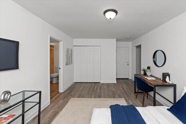 Photo - 1 bedroom in Chicago IL 60660 Unit 206