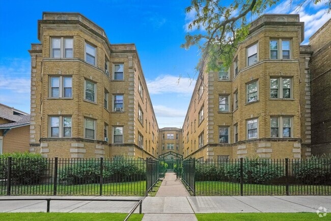 Building Photo - 4831 N Springfield Ave Unit 2B Rental