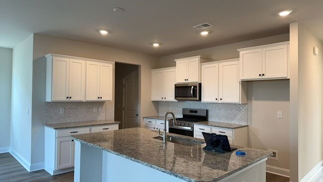 Photo - 1820 Hardwood Ct