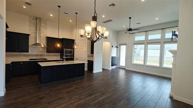 Photo - 514 Faith Dr