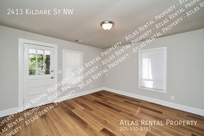 Photo - 2413 Kildare St NW