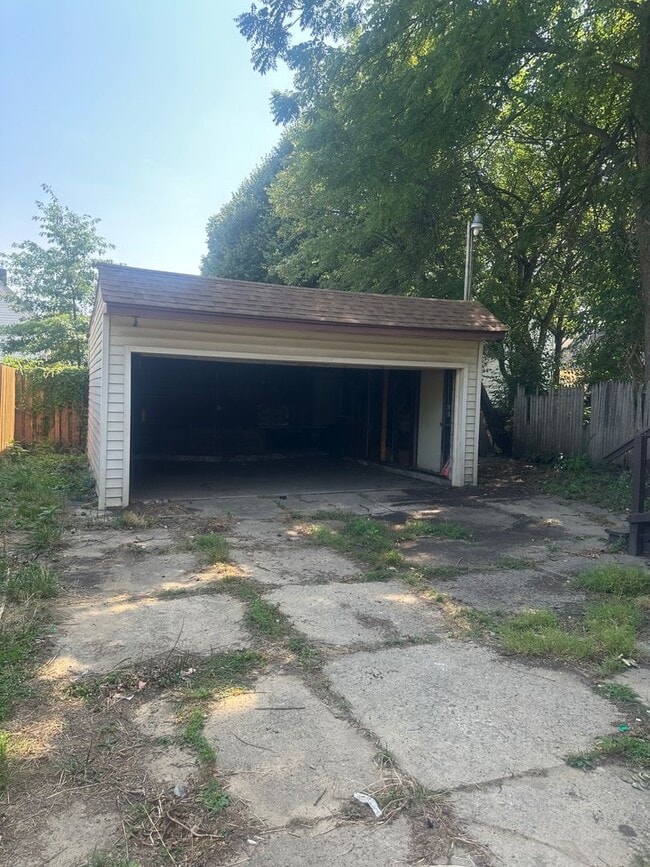Photo - 6604 Bonna Ave