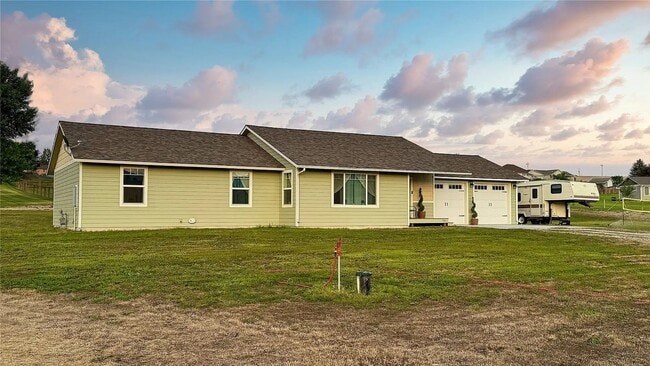 Photo - Beautiful 4 bed 2 bath on 1.37 acres in Corvallis.