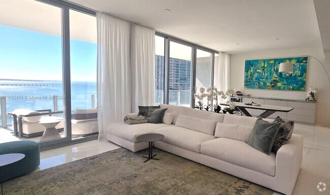 Building Photo - 300 Biscayne Blvd Way Unit 2602 Rental