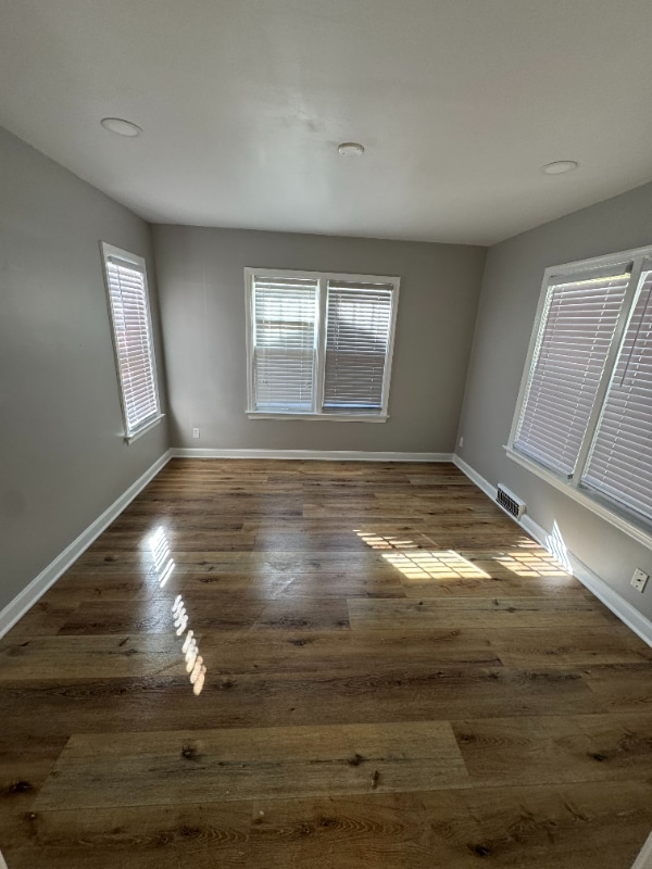 Photo - 120 S 2nd St