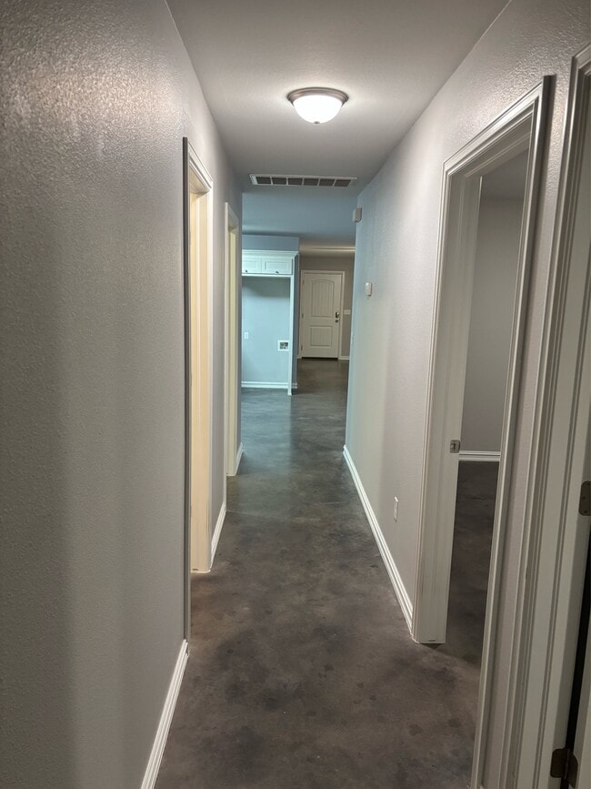 Photo - 4110 Maple Dr