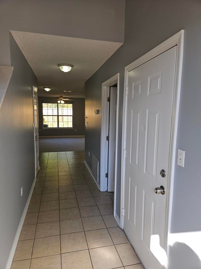 Photo - 129 Noblat Dr