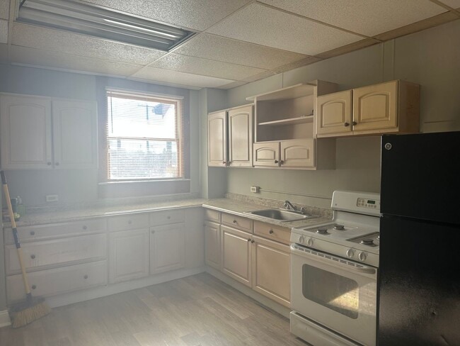 Photo - Spacious Home! W/D Hook-Up! Available Now!