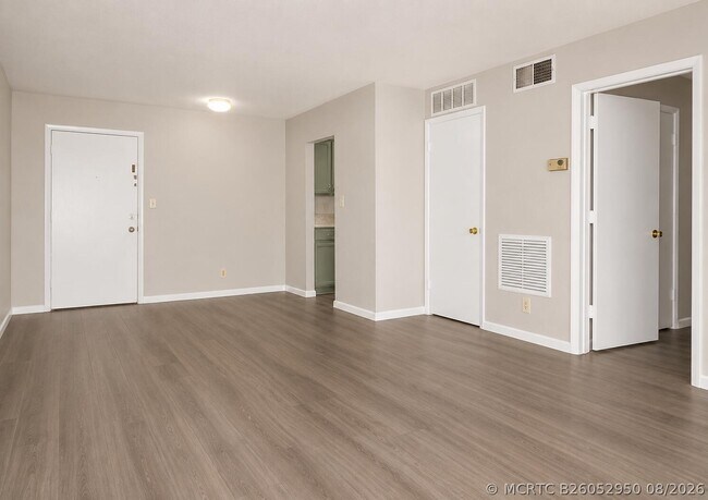 Photo - 3040 NE 16th Ave Unit 308