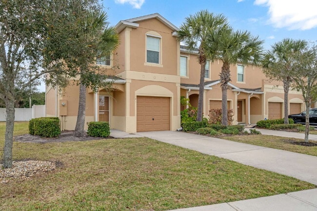 Building Photo - End Unit 101